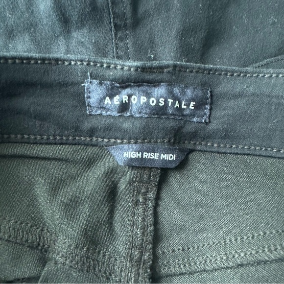 SOLD on depop: Aeropostale Super High Rise Midi Shorts - Picture 3 of 4